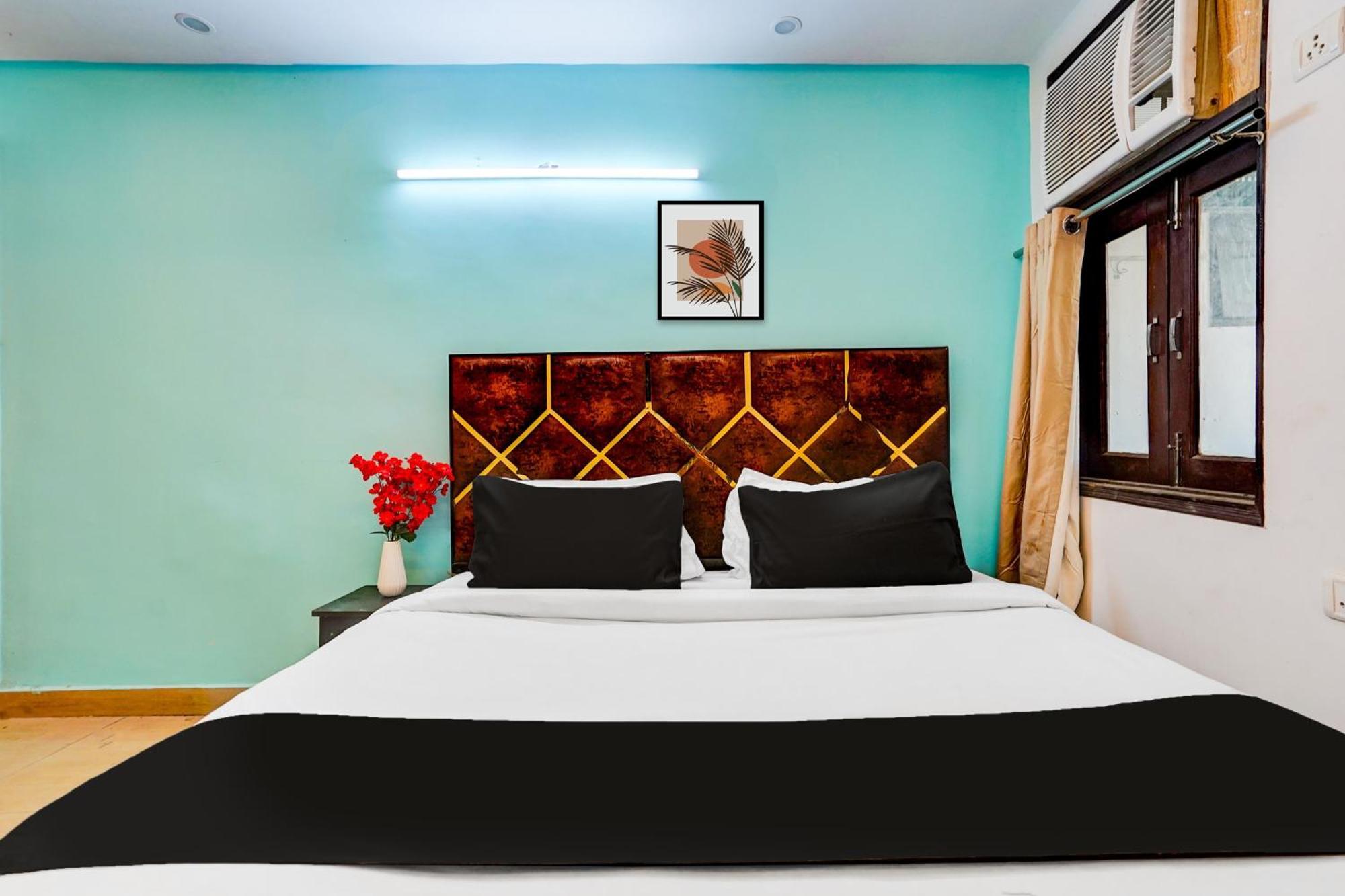 Hotel O Silver Key Kd Plaza Near Saket Metro Station Neu-Delhi Exterior foto