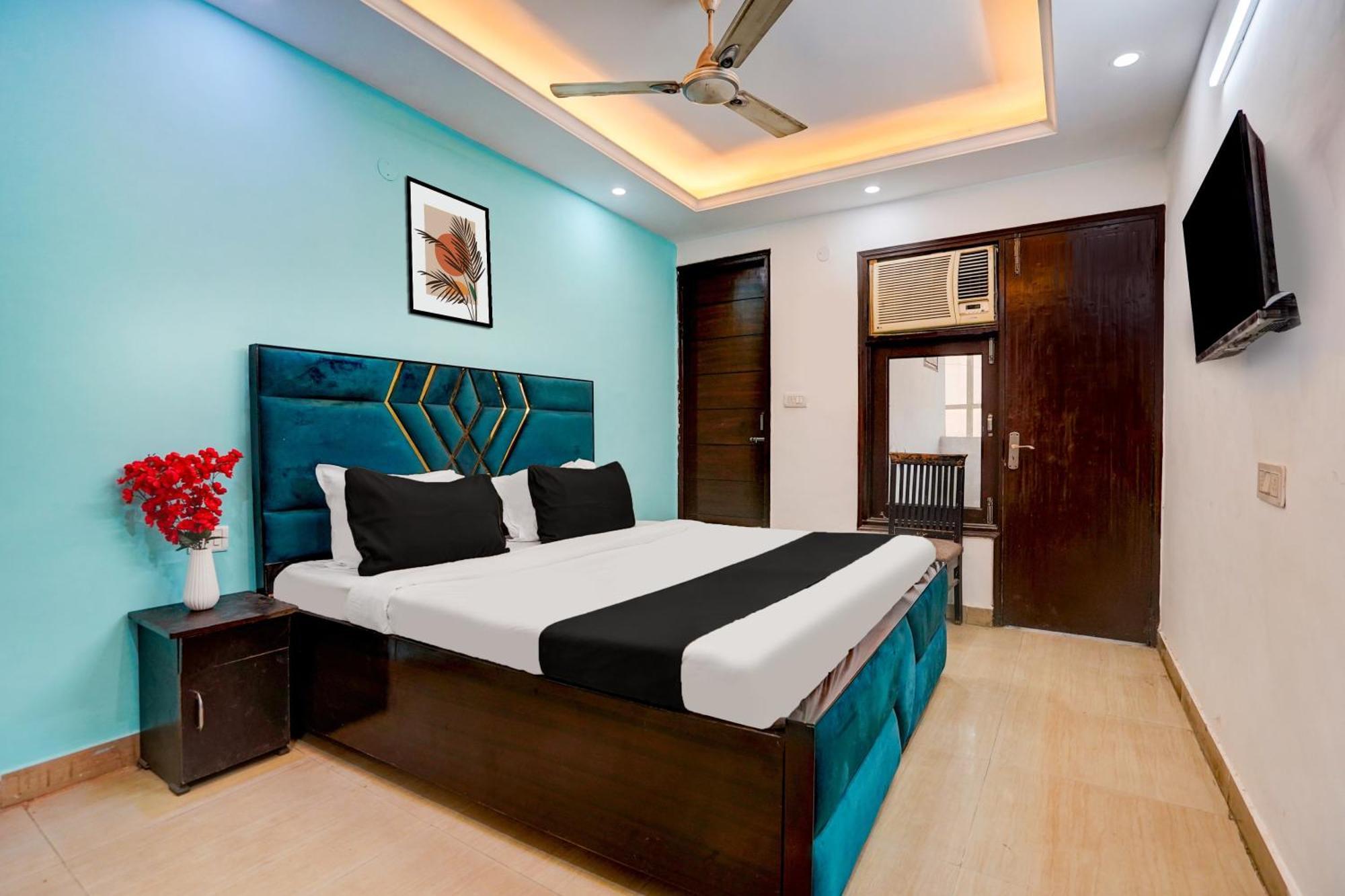 Hotel O Silver Key Kd Plaza Near Saket Metro Station Neu-Delhi Exterior foto
