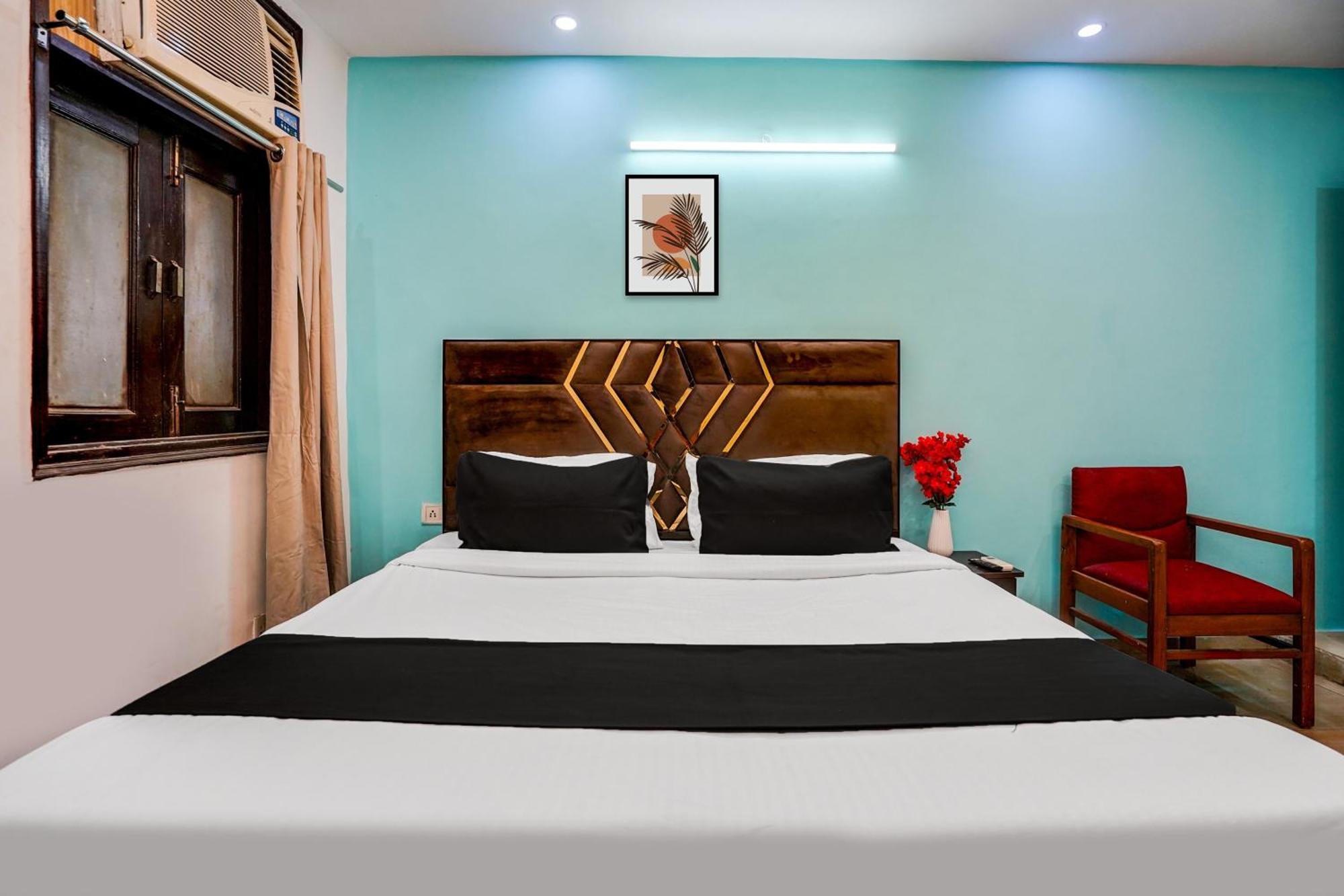 Hotel O Silver Key Kd Plaza Near Saket Metro Station Neu-Delhi Exterior foto